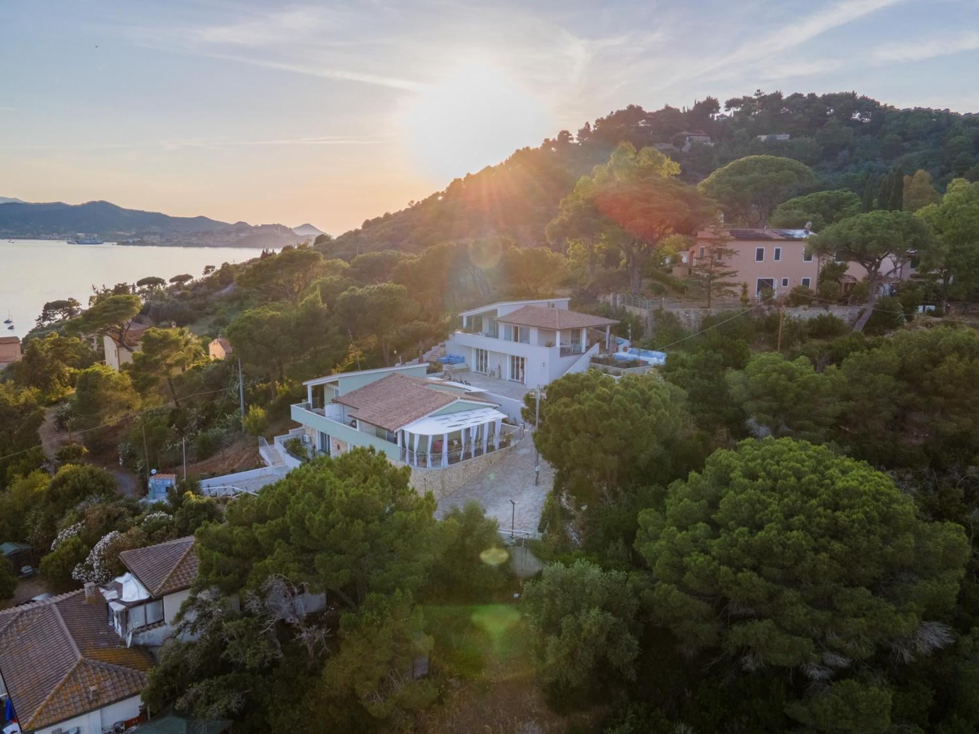 Elbitat Homes Bagnaia  Exterior foto